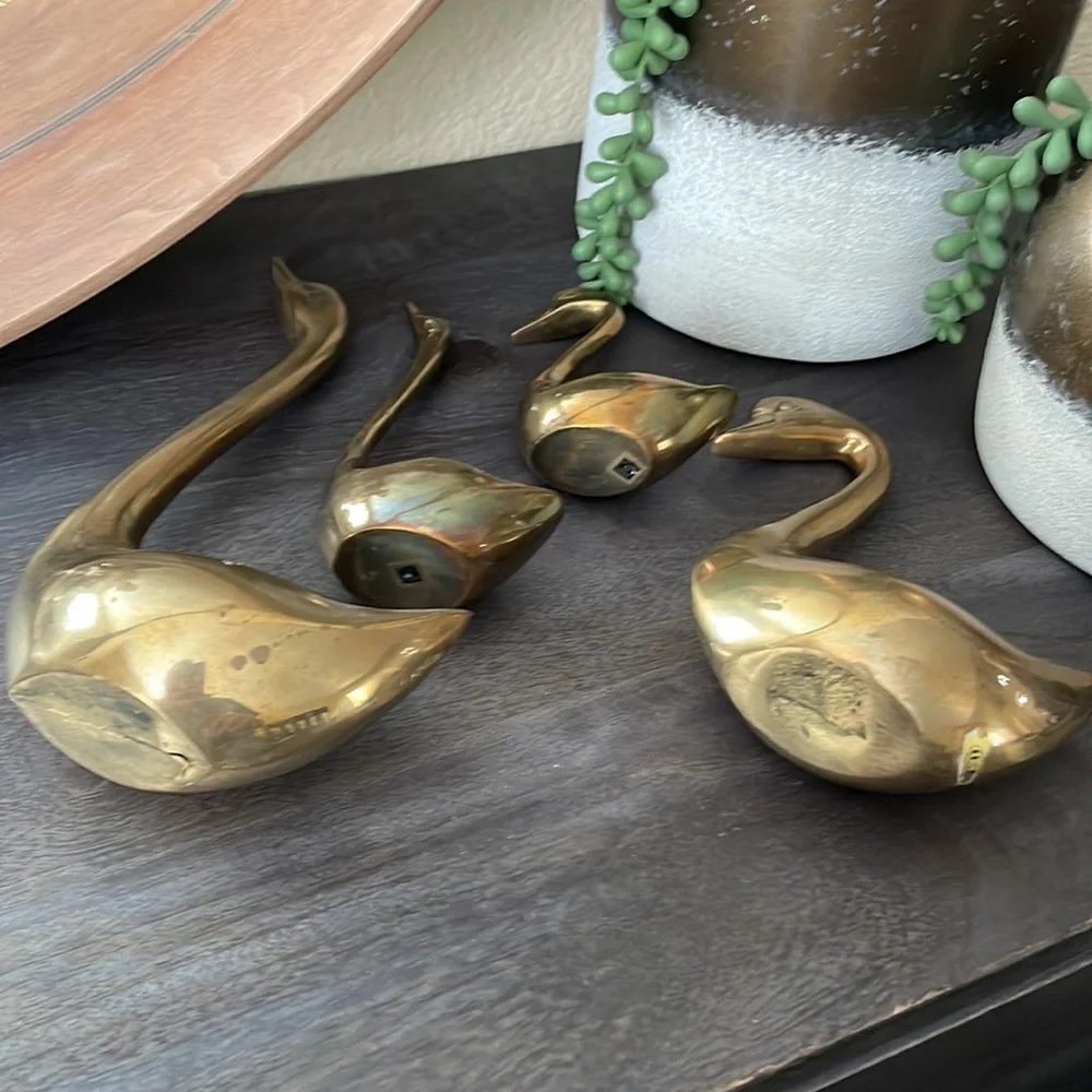 Vintage Set Of 4 Solid Brass Swans - Picture 11 of 11